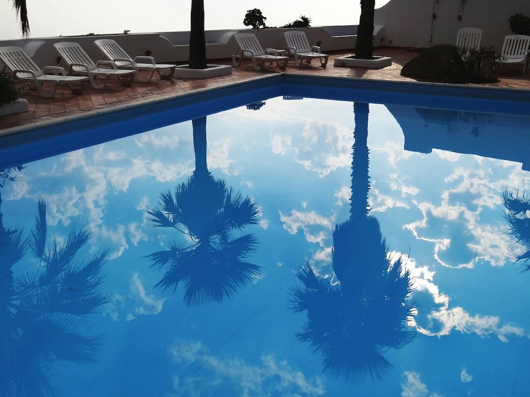 The Florida Climate and Pool Chemistry: Why Speed Matters Image