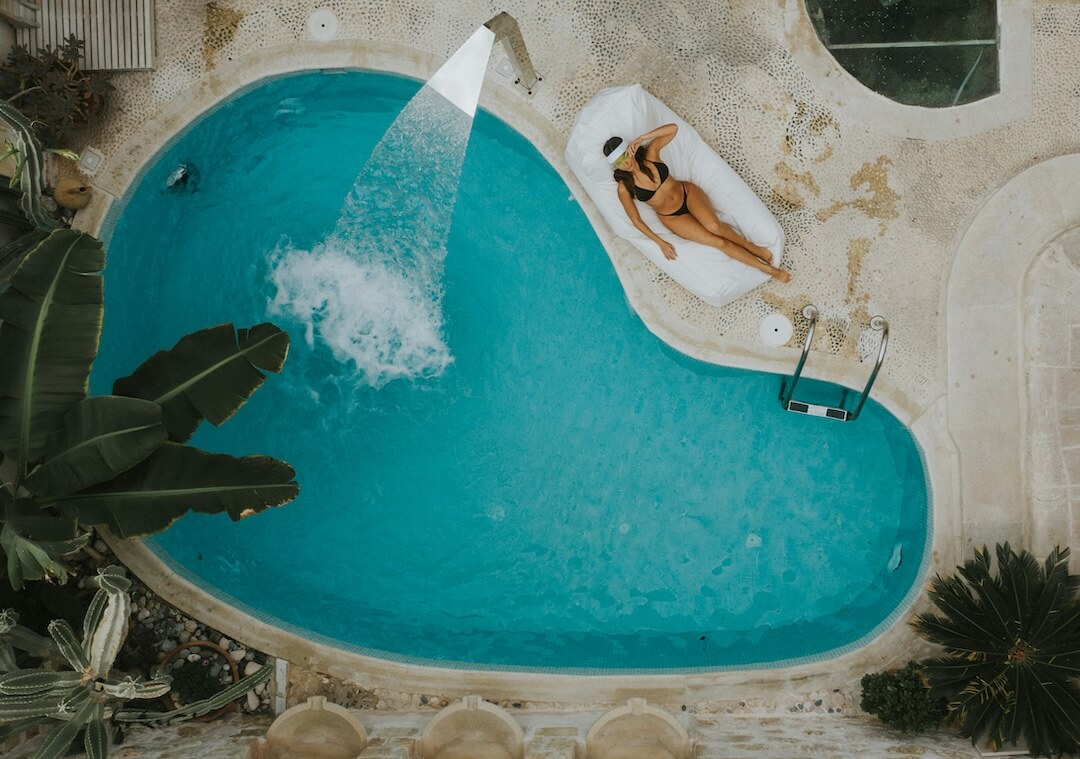 Florida Climate Impacts on Pool Contamination Image
